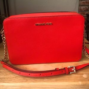 NWOT Michael Kors Jetset Crossbody purse